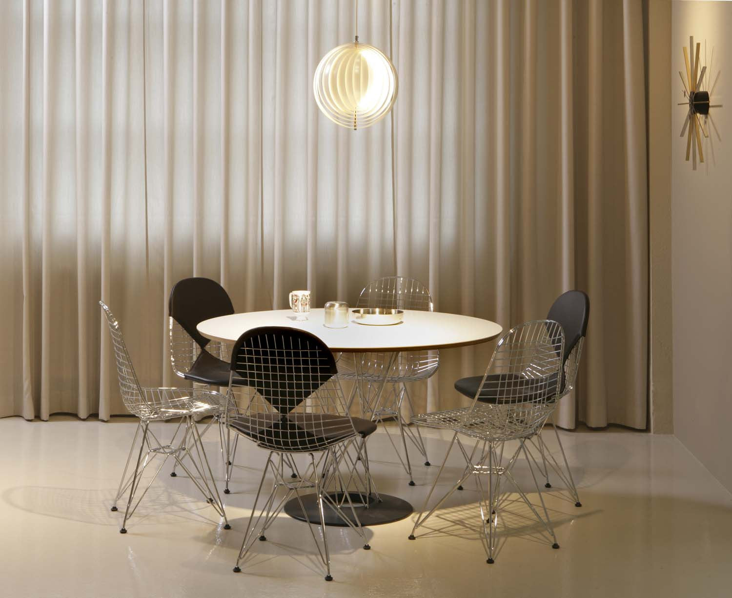 Eames DKR-2 Wire Chair