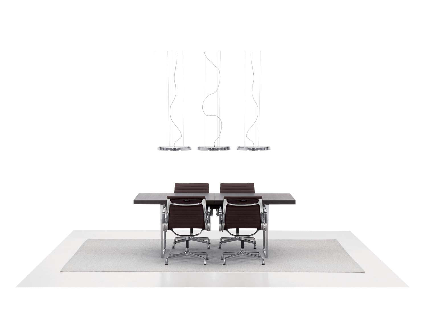 Eames Aluminium Chair EA 108, black leather