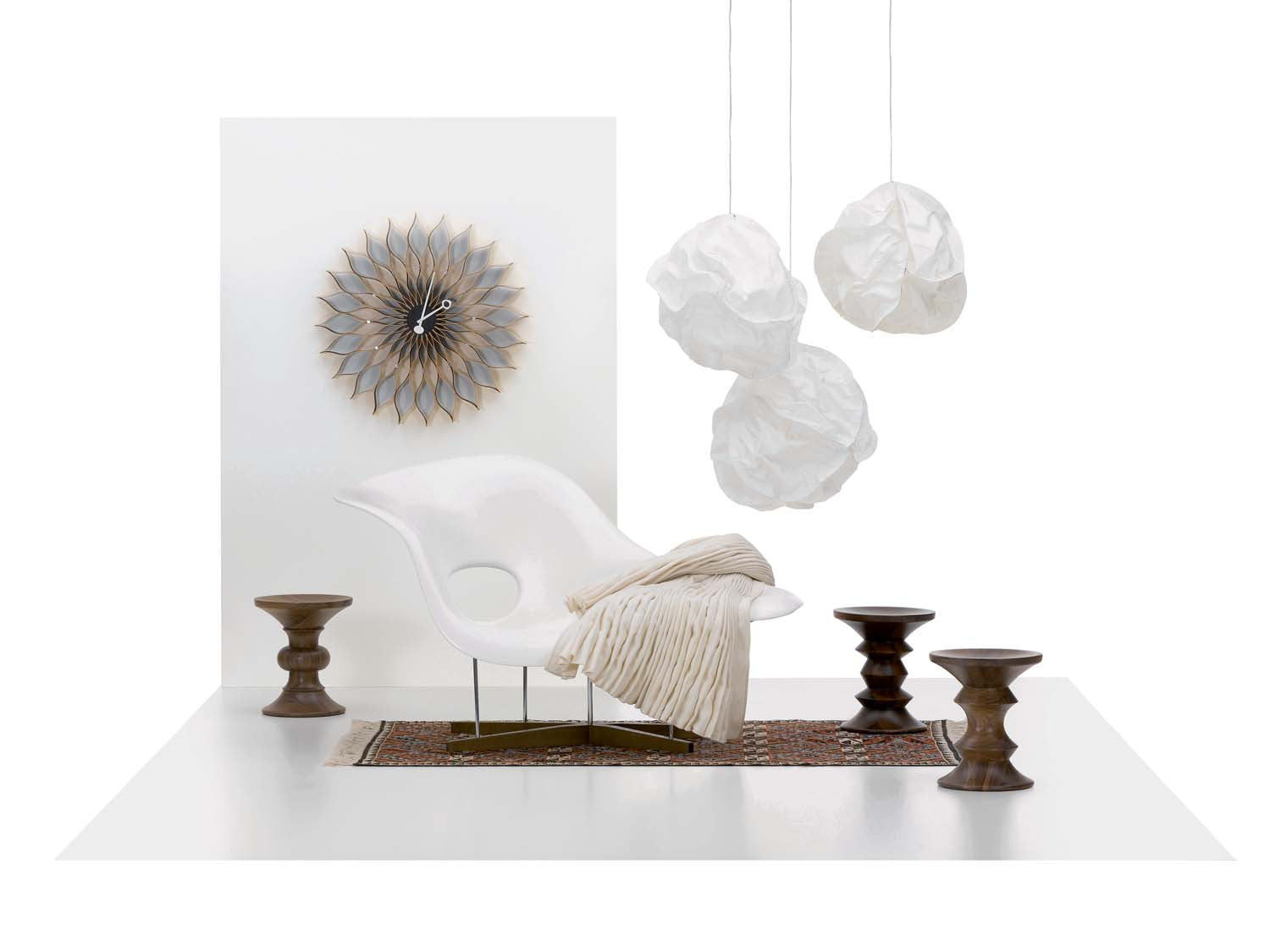 Eames La Chaise