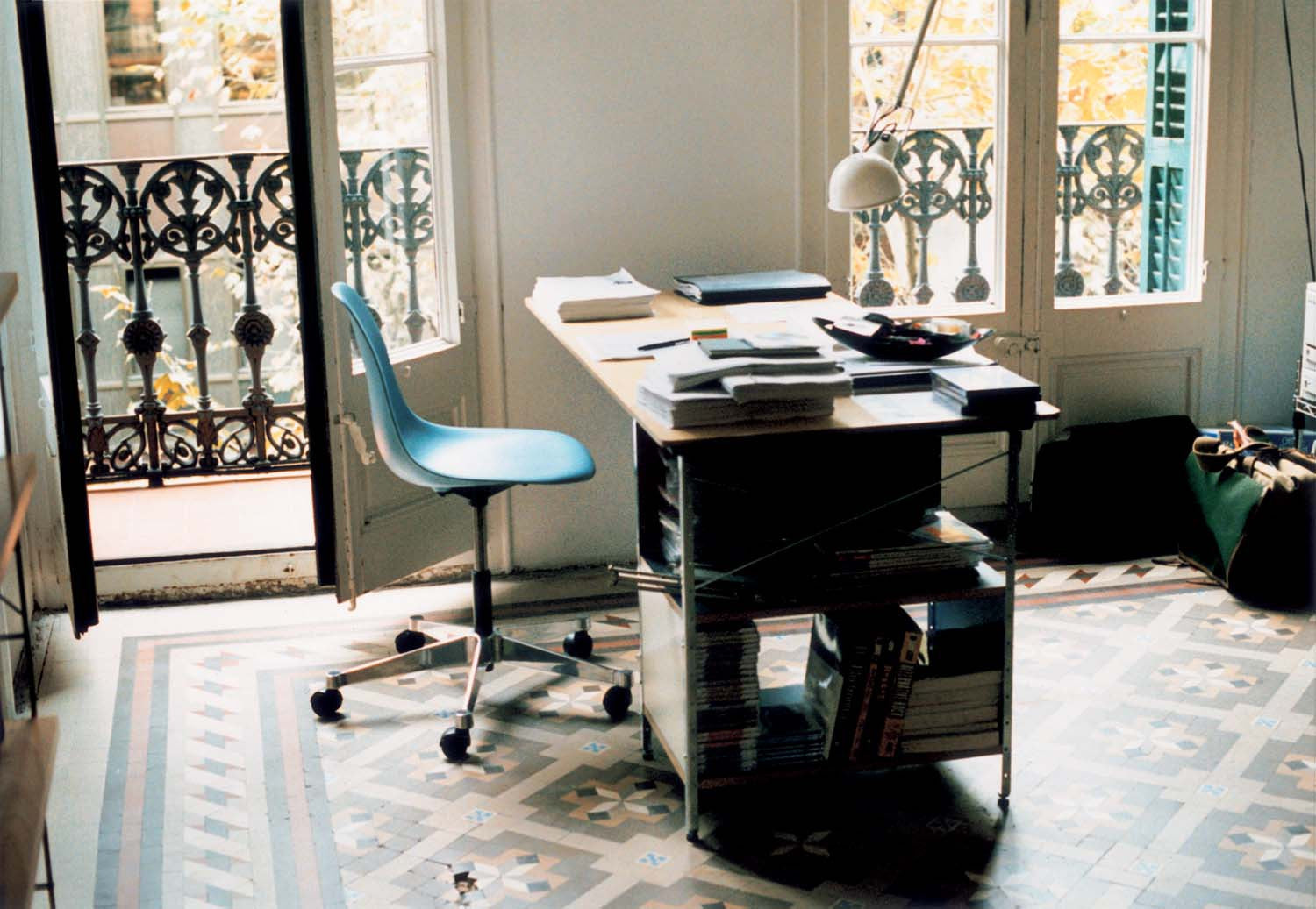 Eames PSCC Plastic Side Chair