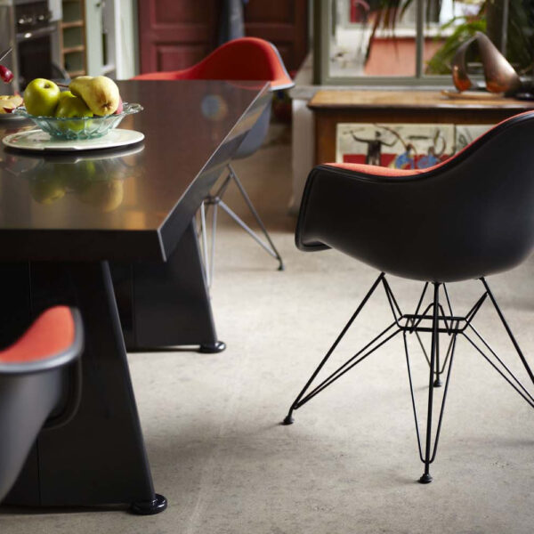 Trapeze Table