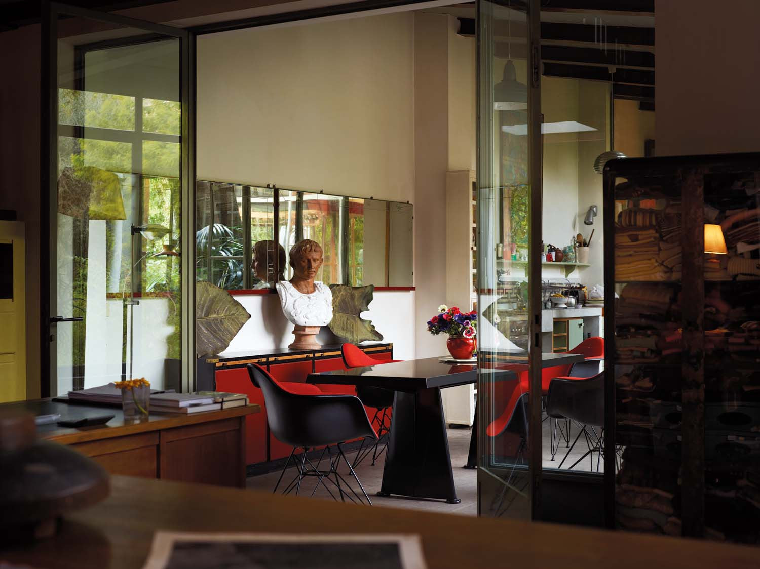 Trapeze Table