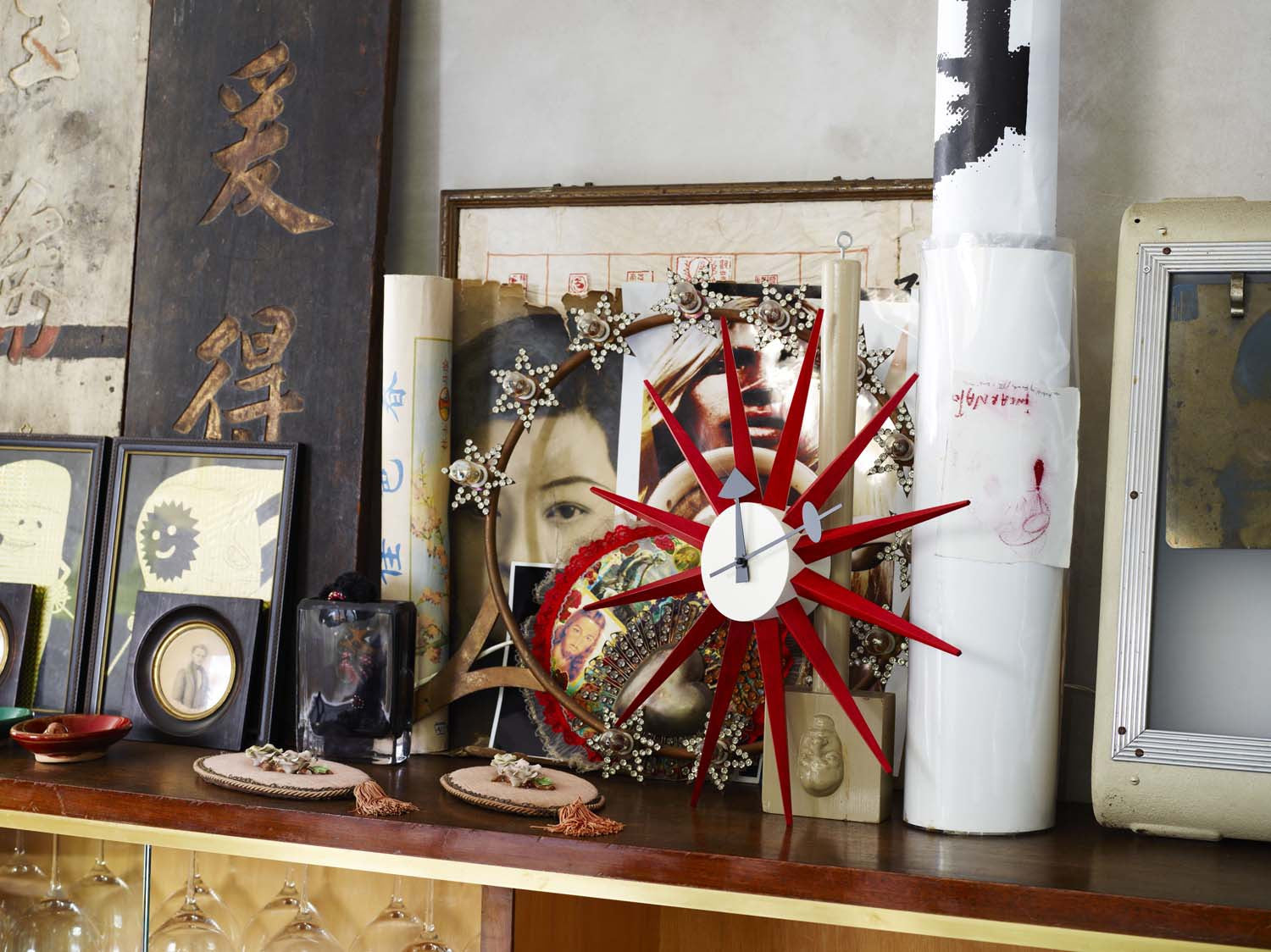 Nelson Sunburst Clock, red Nelson Sunburst Clock, red
