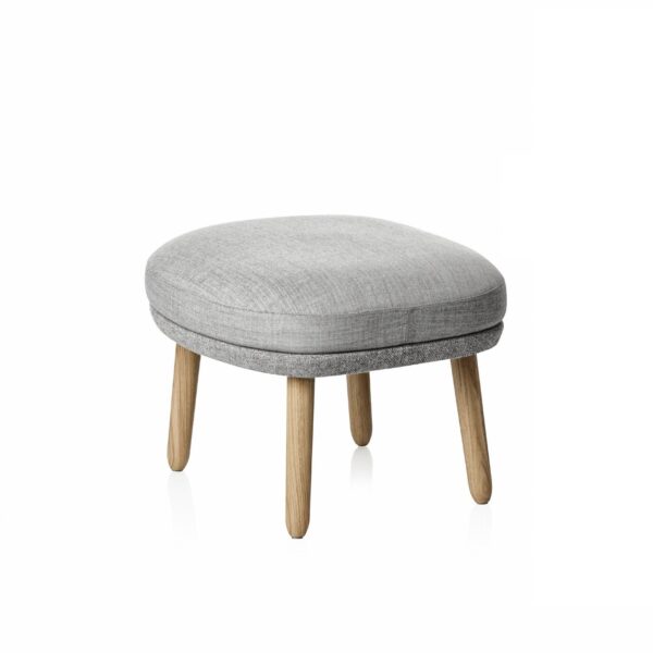 fritz_hansen_arne_jacobsen_RO_footstool_light_grey
