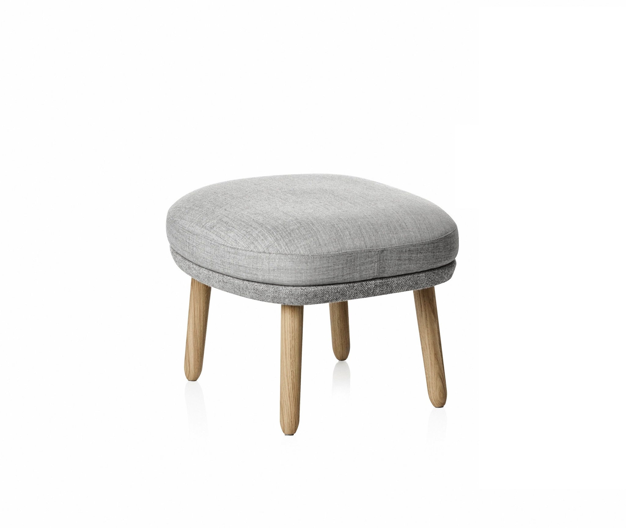 fritz_hansen_arne_jacobsen_RO_footstool_light_grey