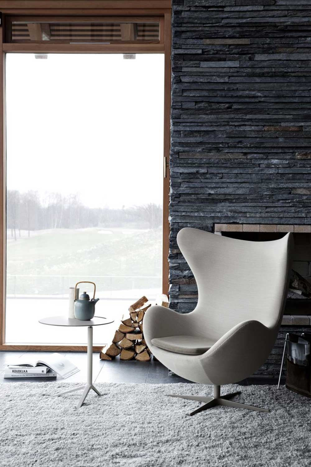 Arne Jacobsen Egg chair, grey fabric
