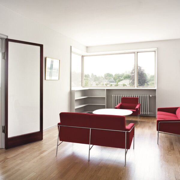 Fritz Hansen 3300 3-Seater Sofa