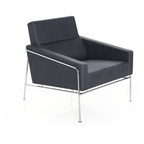 Fritz Hansen Series 3300 Easy Chair