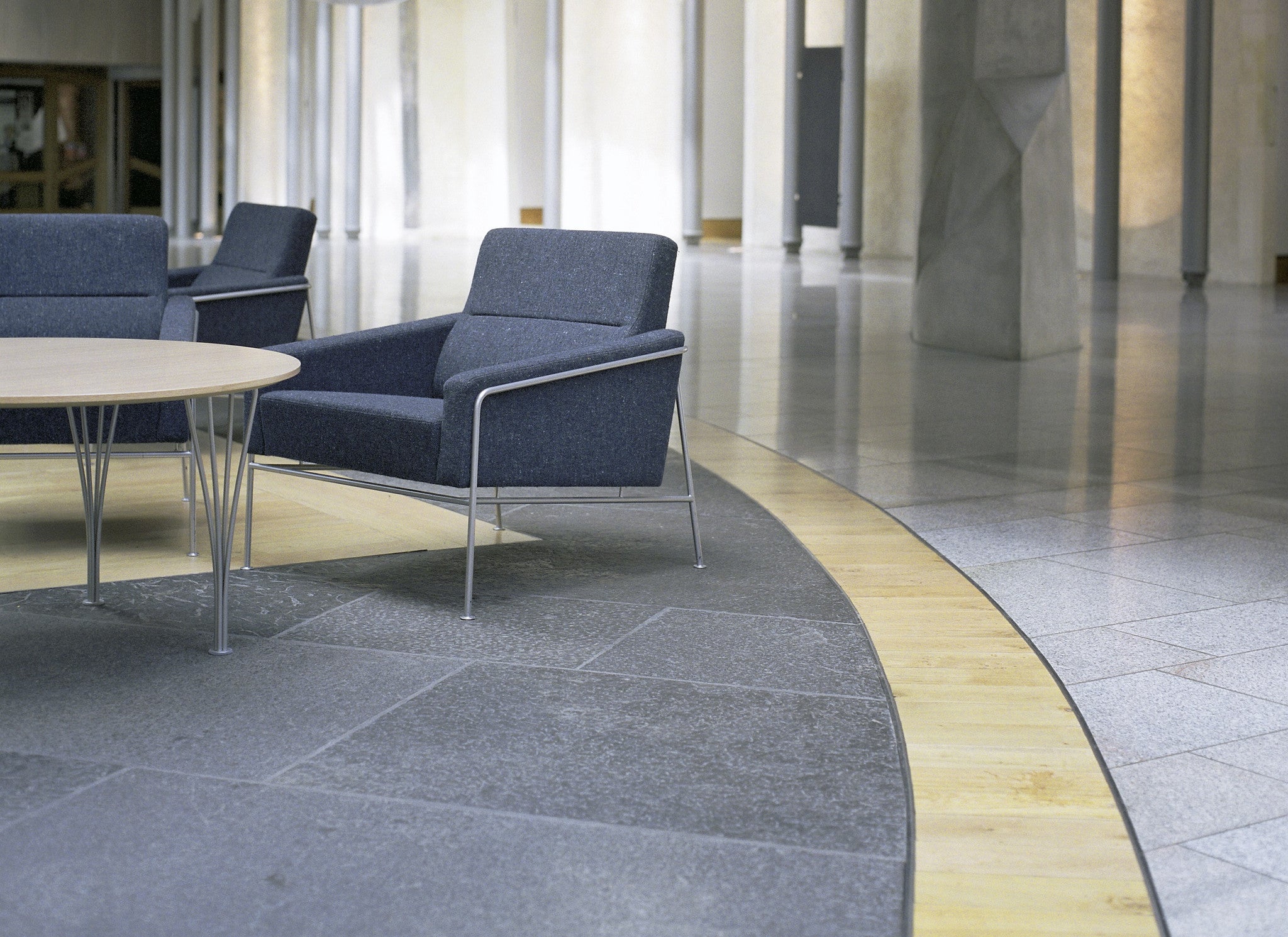Fritz Hansen Series 3300 Easy Chair Fritz Hansen Series 3300 Easy Chair