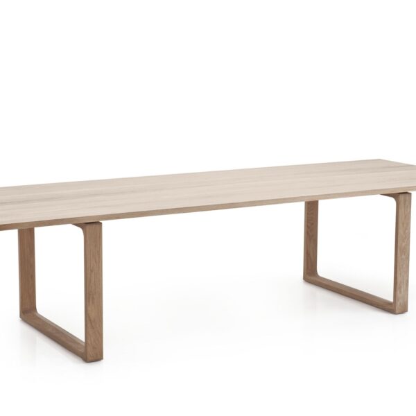 Fritz Hansen Essay table with extension leaf, oak