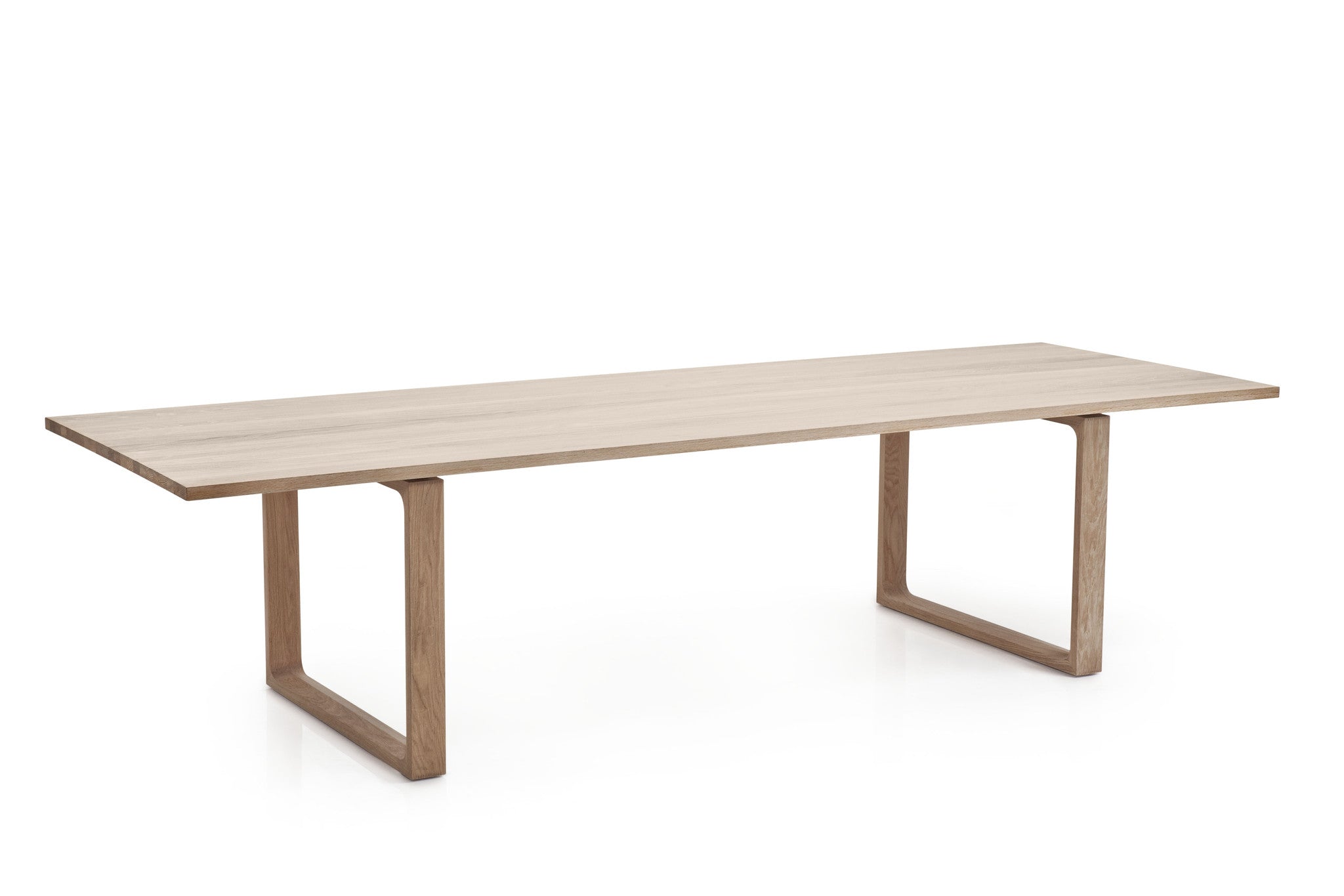 Fritz Hansen Essay table with extension leaf, oak