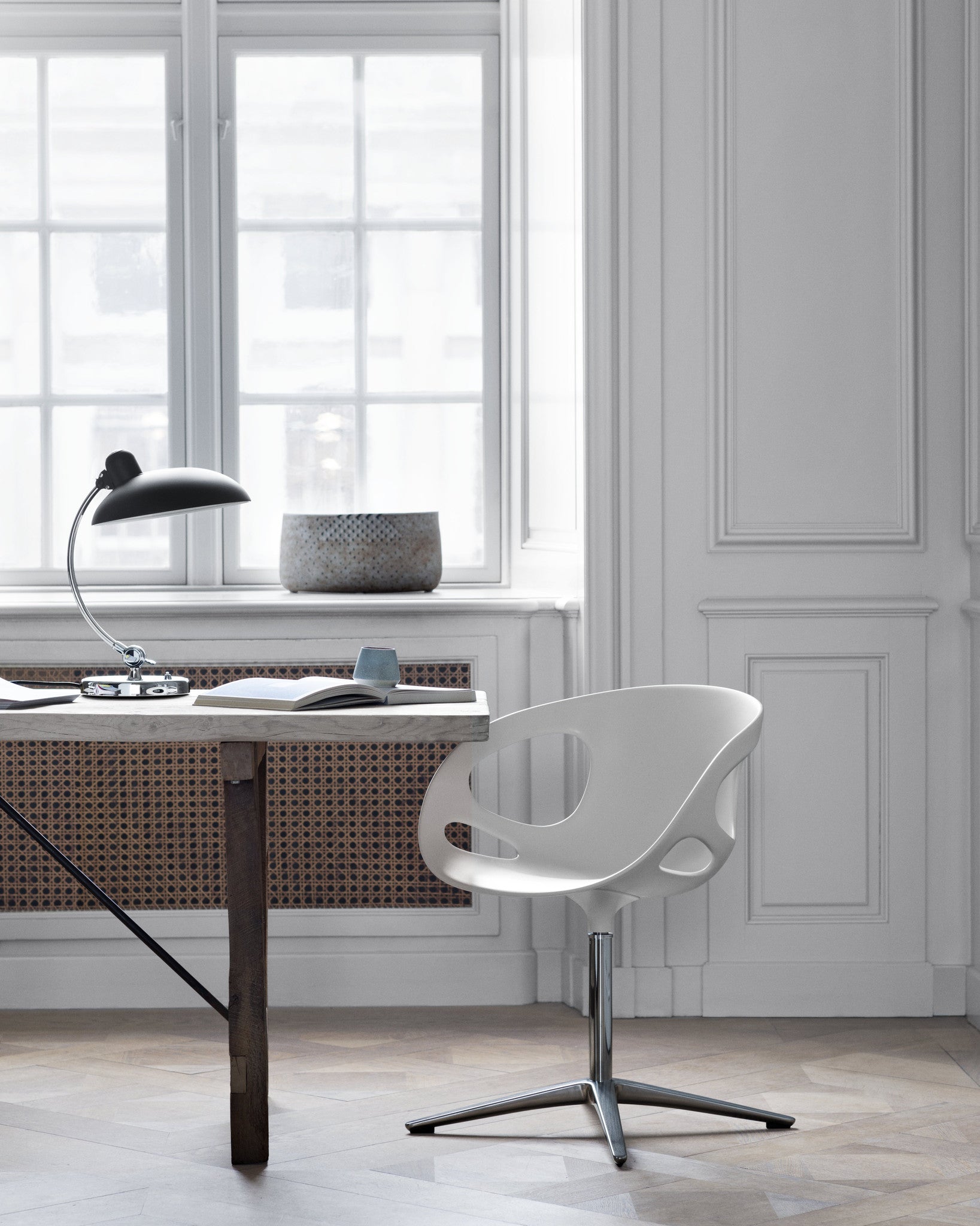 Fritz Hansen Kaiser Idell - 6631 Luxus Table Lamp Fritz Hansen Kaiser Idell - 6631 Luxus Table Lamp