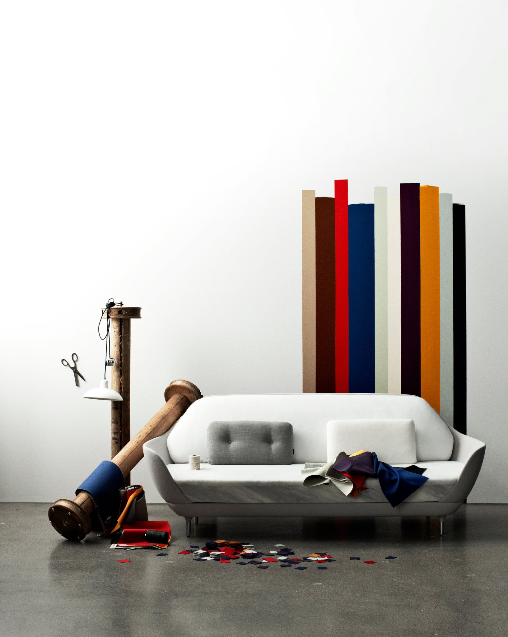 fritz-hansen-favn-sofa -grey-white
