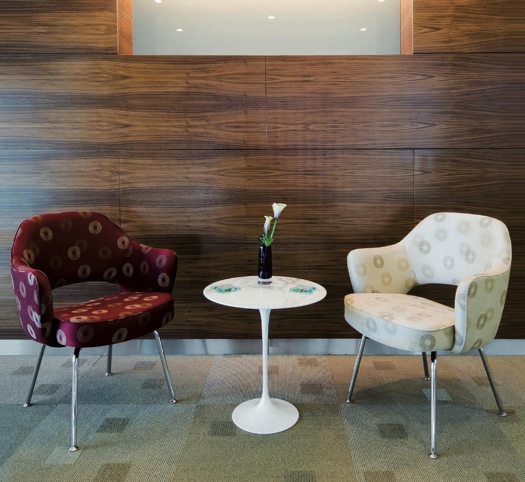 Saarinen Conference Armchair Saarinen Conference Armchair