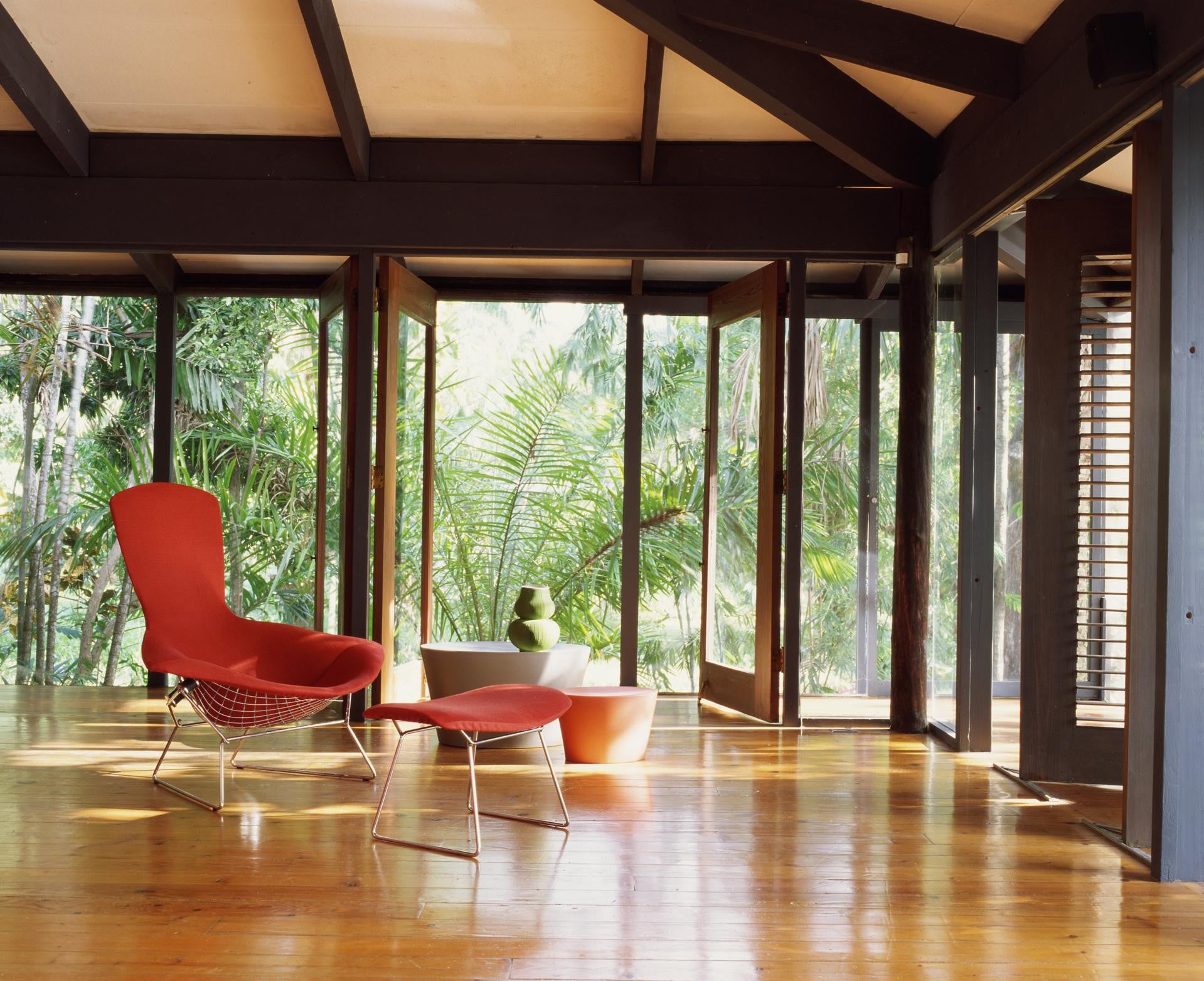 Bertoia Bird chair and ottoman, red Tonus upholstery