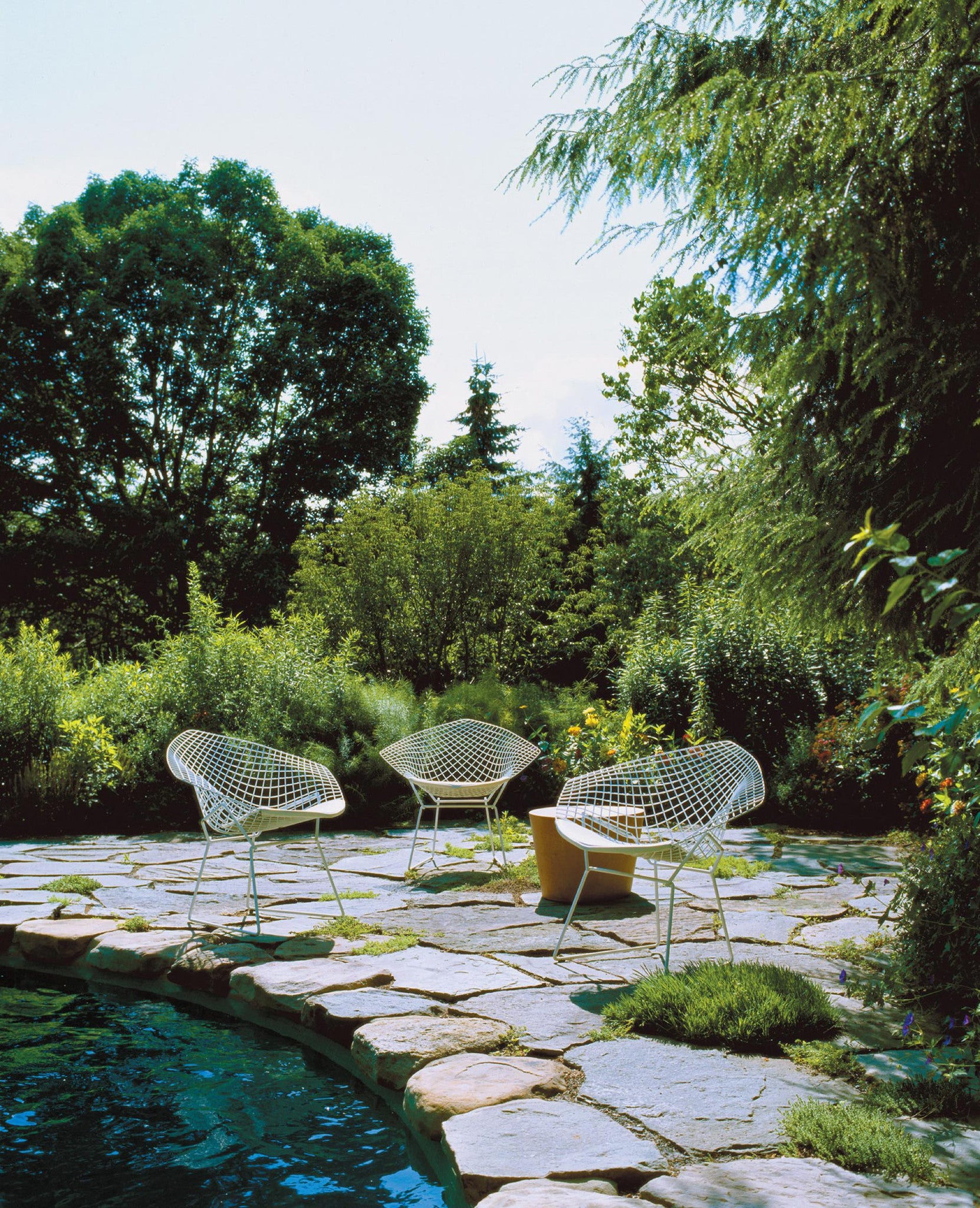 Bertoia Diamond Armchair Outdoor