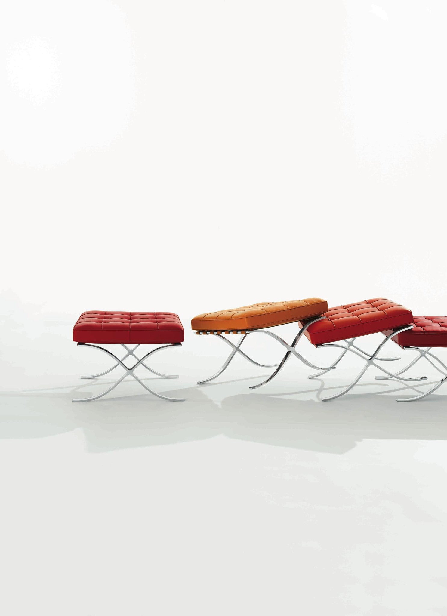 Barcelona Stool with cushion
