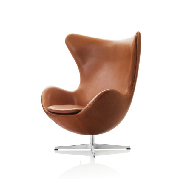 Arne Jacobsen Egg chair, caramel leather