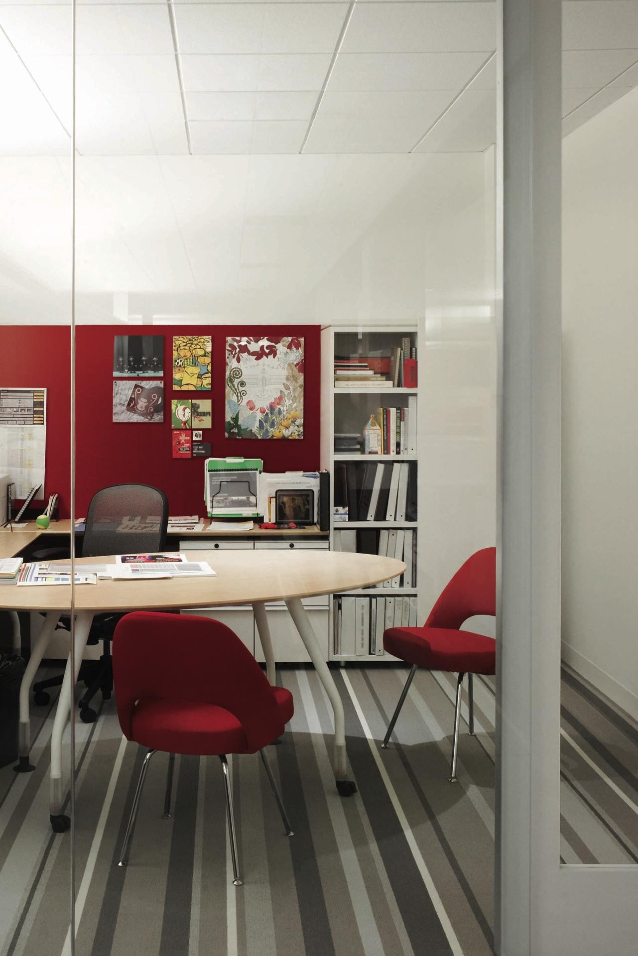 Saarinen Conference Chair no arms