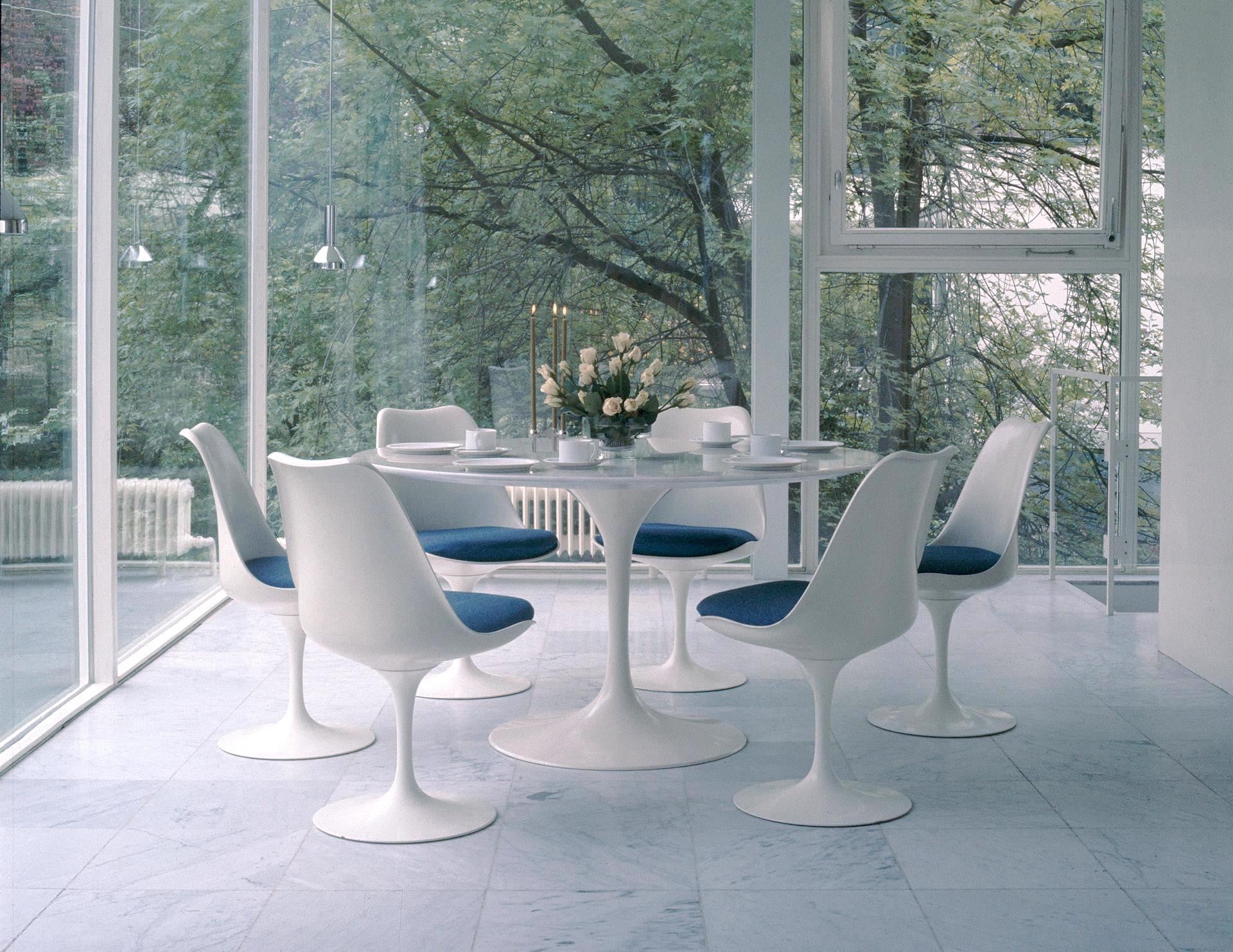 knoll-eero-saarinen-tulip-round-arabescato-marble-top-white-base knoll-eero-saarinen-tulip-round-arabescato-marble-top-white-base
