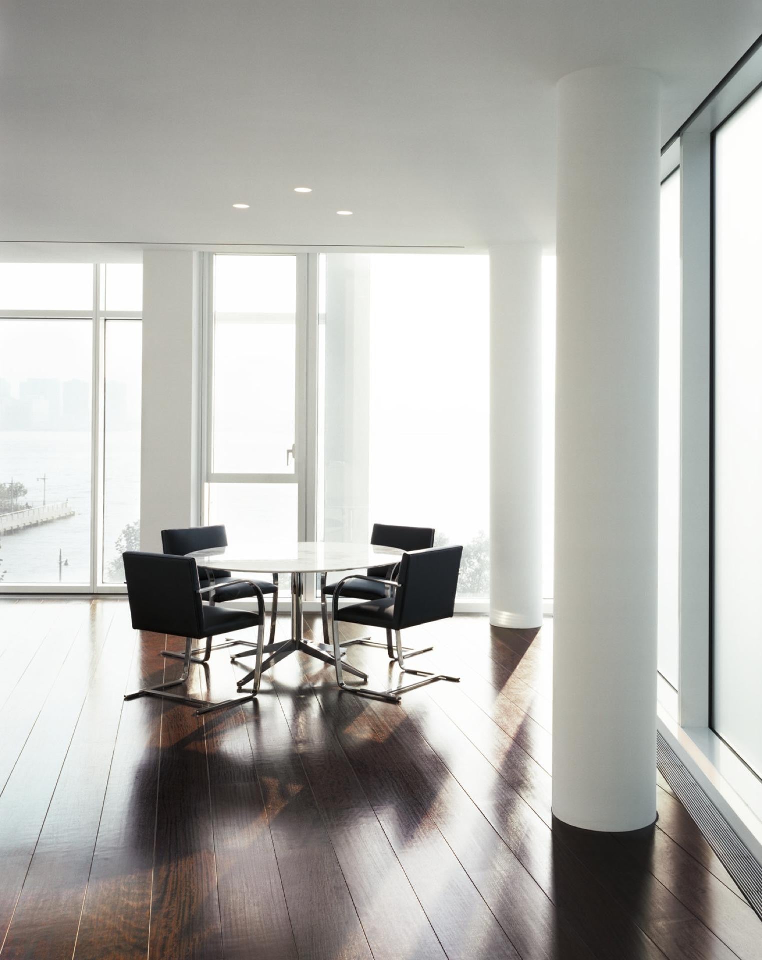 Florence Knoll Round Table