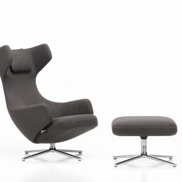 Grand Repos chair in grey fabric (old seat mechanism)
