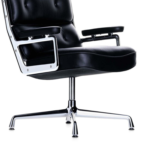 Eames Lobby Chair ES 108 black leather