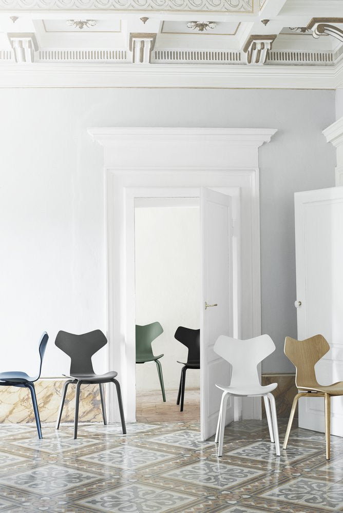 Grand Prix wooden legs, group