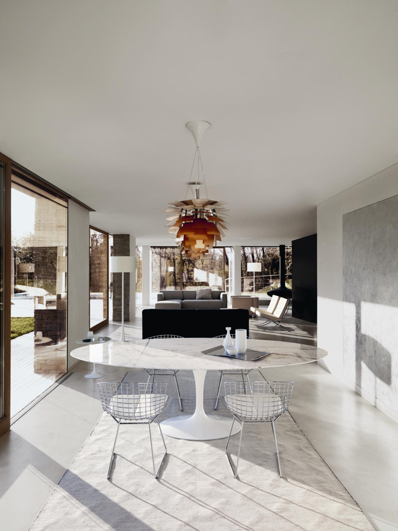 knoll-eero-saarinen-tulip-table-arabescato-marble-top