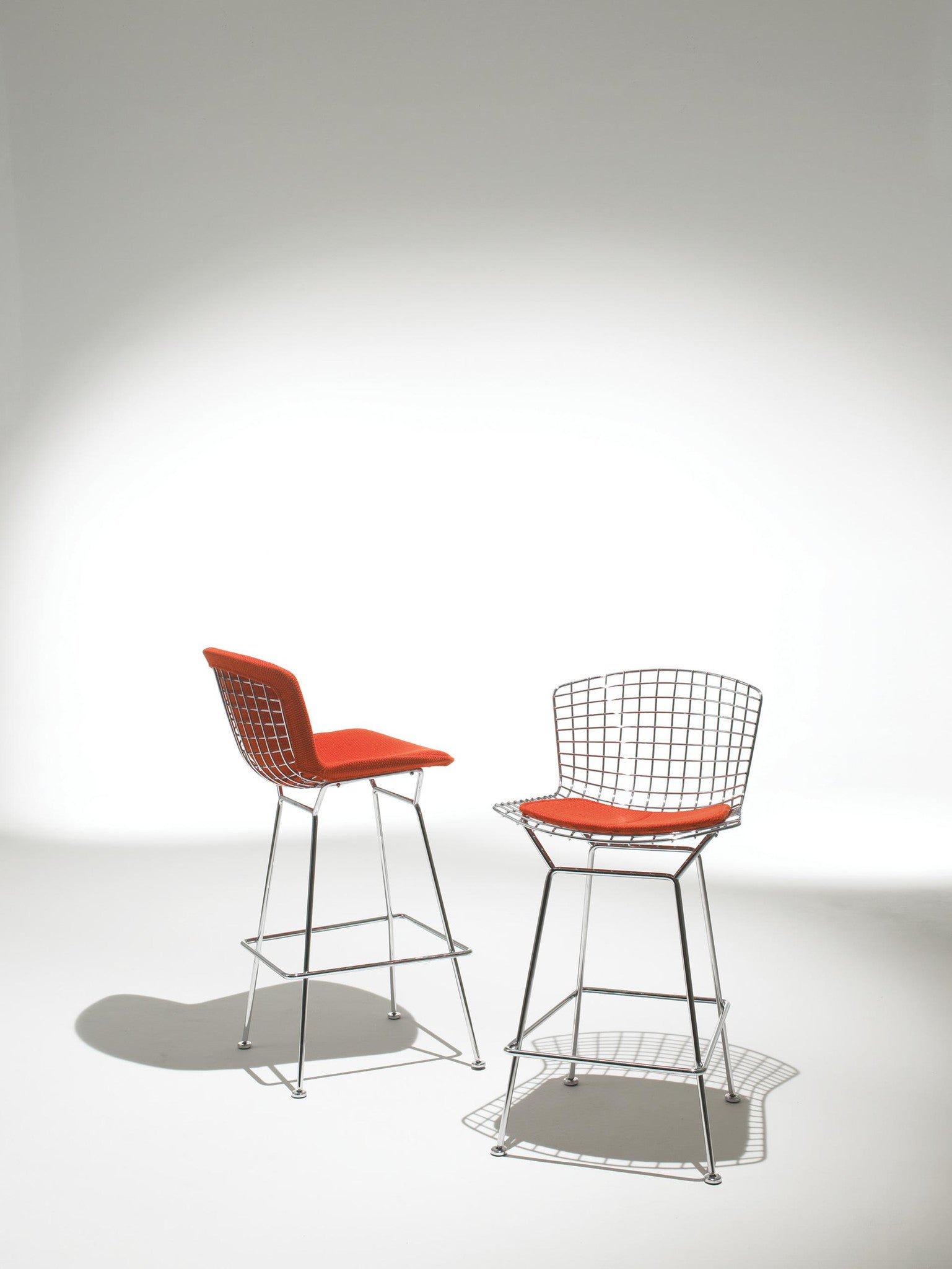 Bertoia Bar Stool orange seat