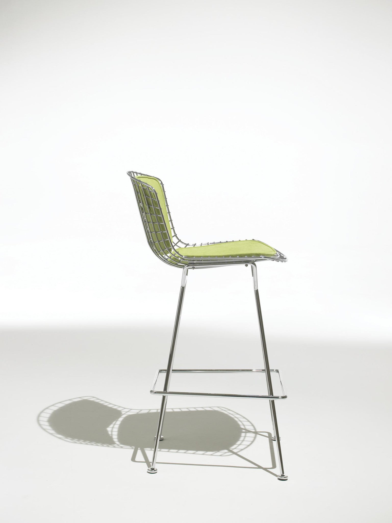Bertoia Bar Stool green seat from the side