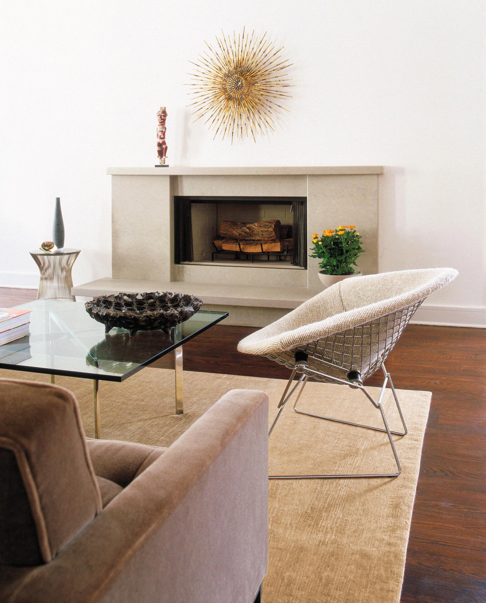 Barcelona Low Table and Diamond chair Barcelona Low Table and Diamond chair