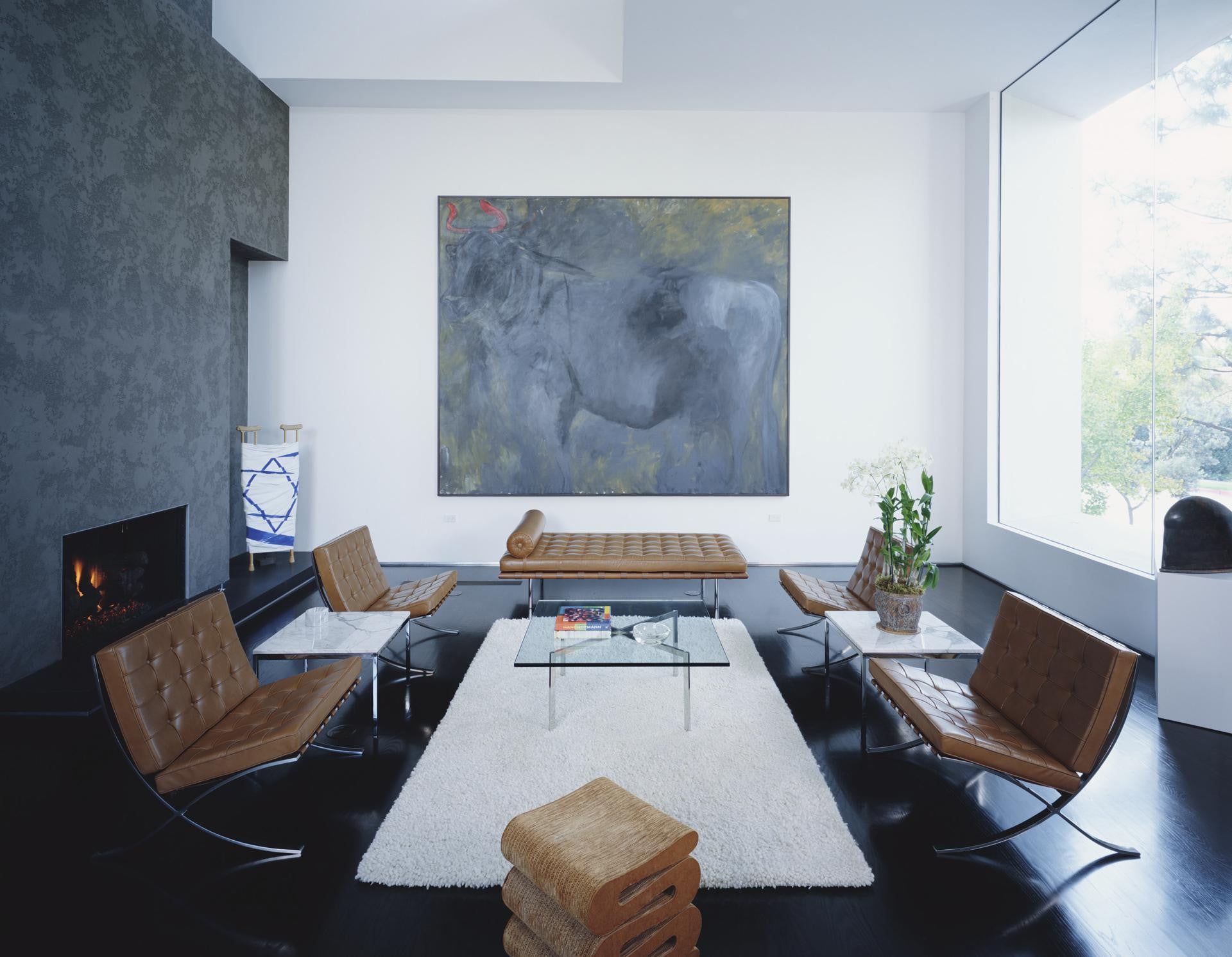 Barcelona Low Table, Day bed Barcelona and Barcelona Chair Barcelona Low Table, Day bed Barcelona and Barcelona Chair