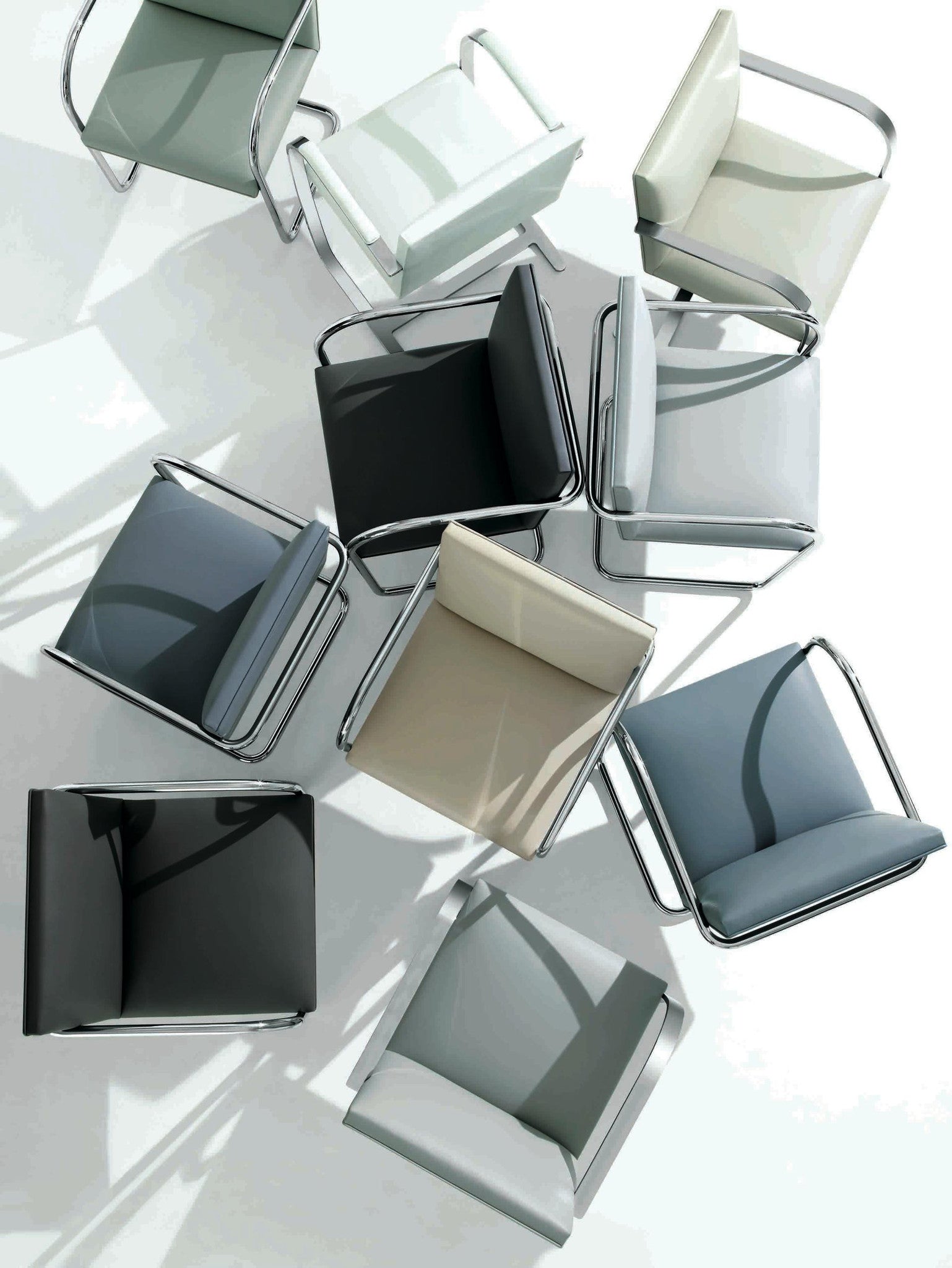 Brno Armchair Tubular in leather
