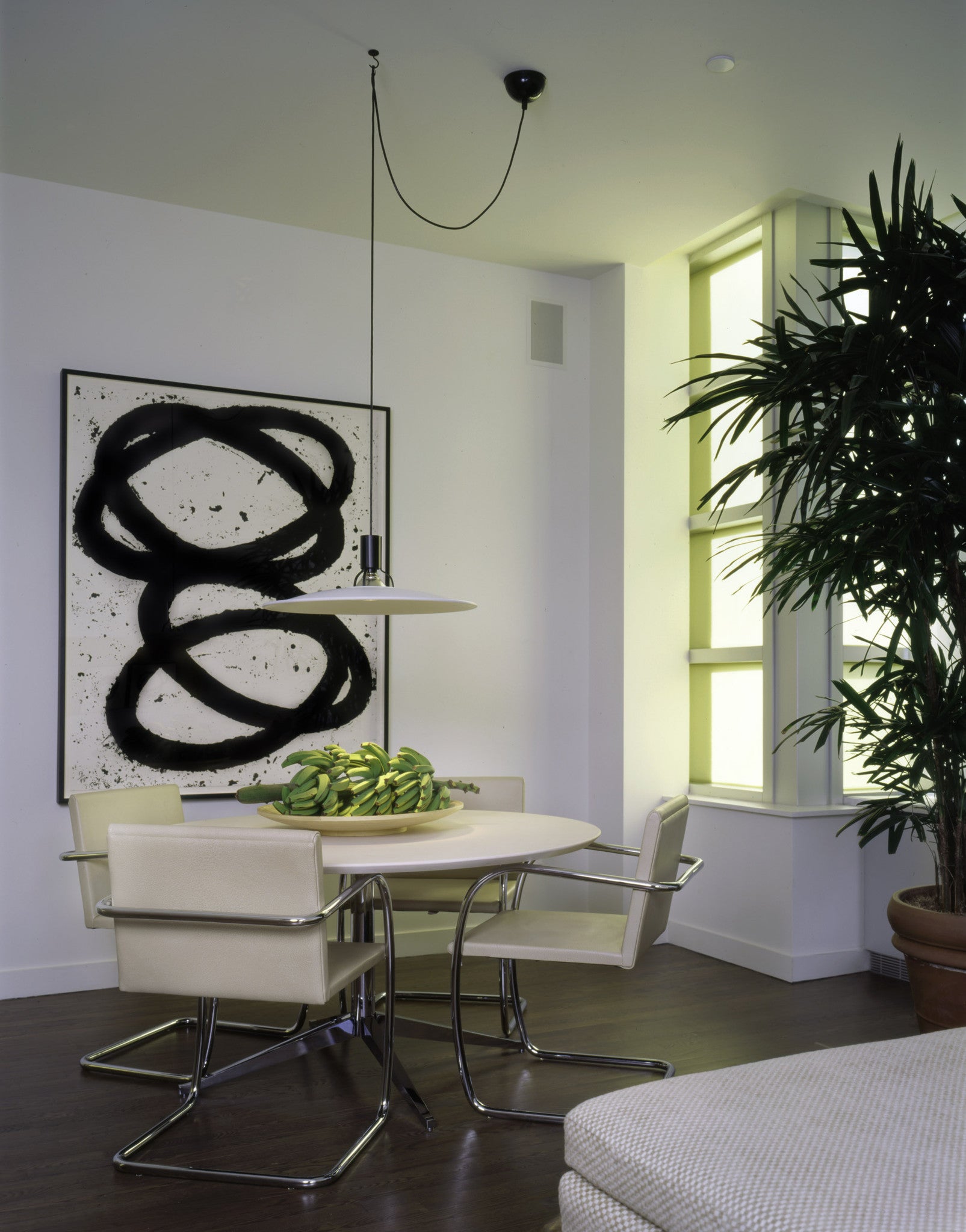 Brno Armchair Tubular in leather