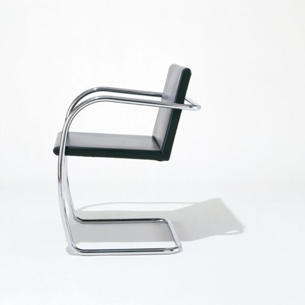 Brno Armchair Tubular in leather