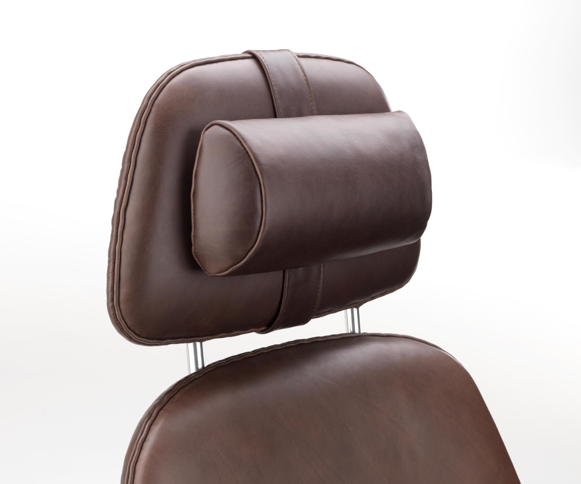 Concord Low back chair with headrest, detail Concord Low back chair with headrest, detail