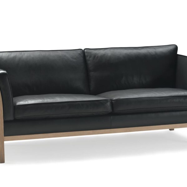 Paula Sofa black leather
