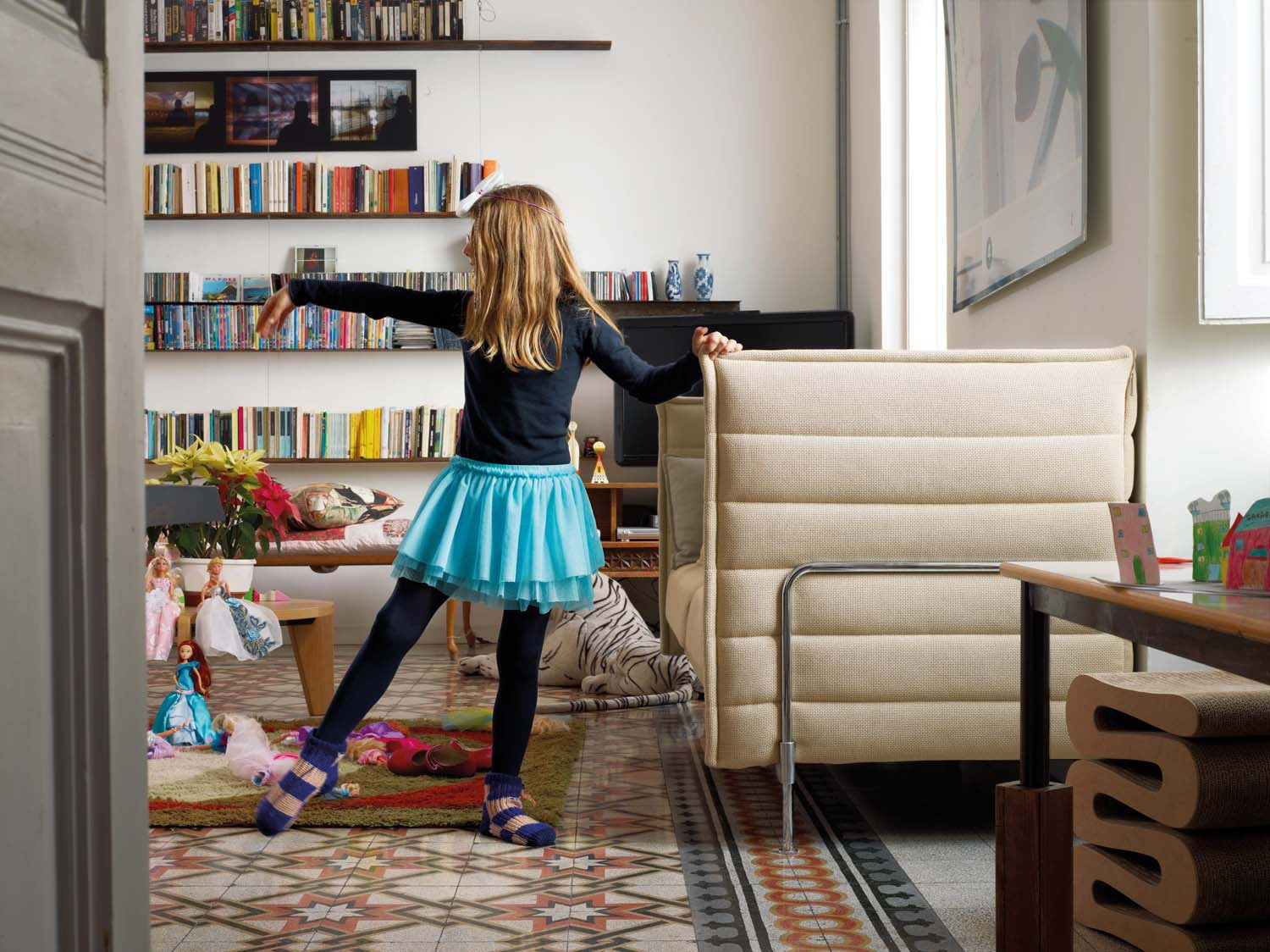 Alcove Sofa Three-Seater