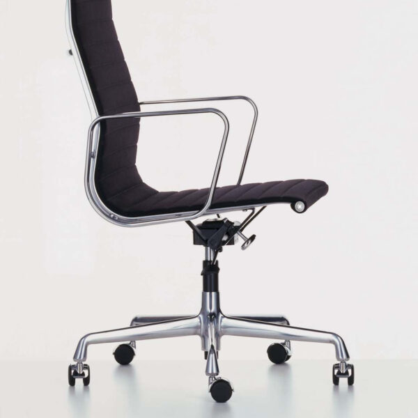 Eames Aluminium Chair EA 119 side view