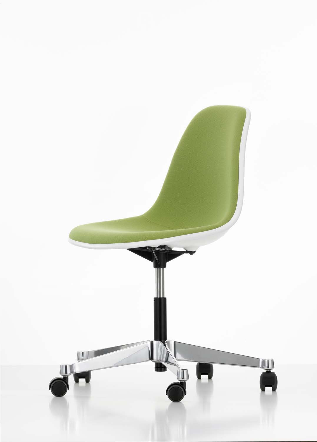 Eames Plastic Side Chair PSCC, full upholstery
