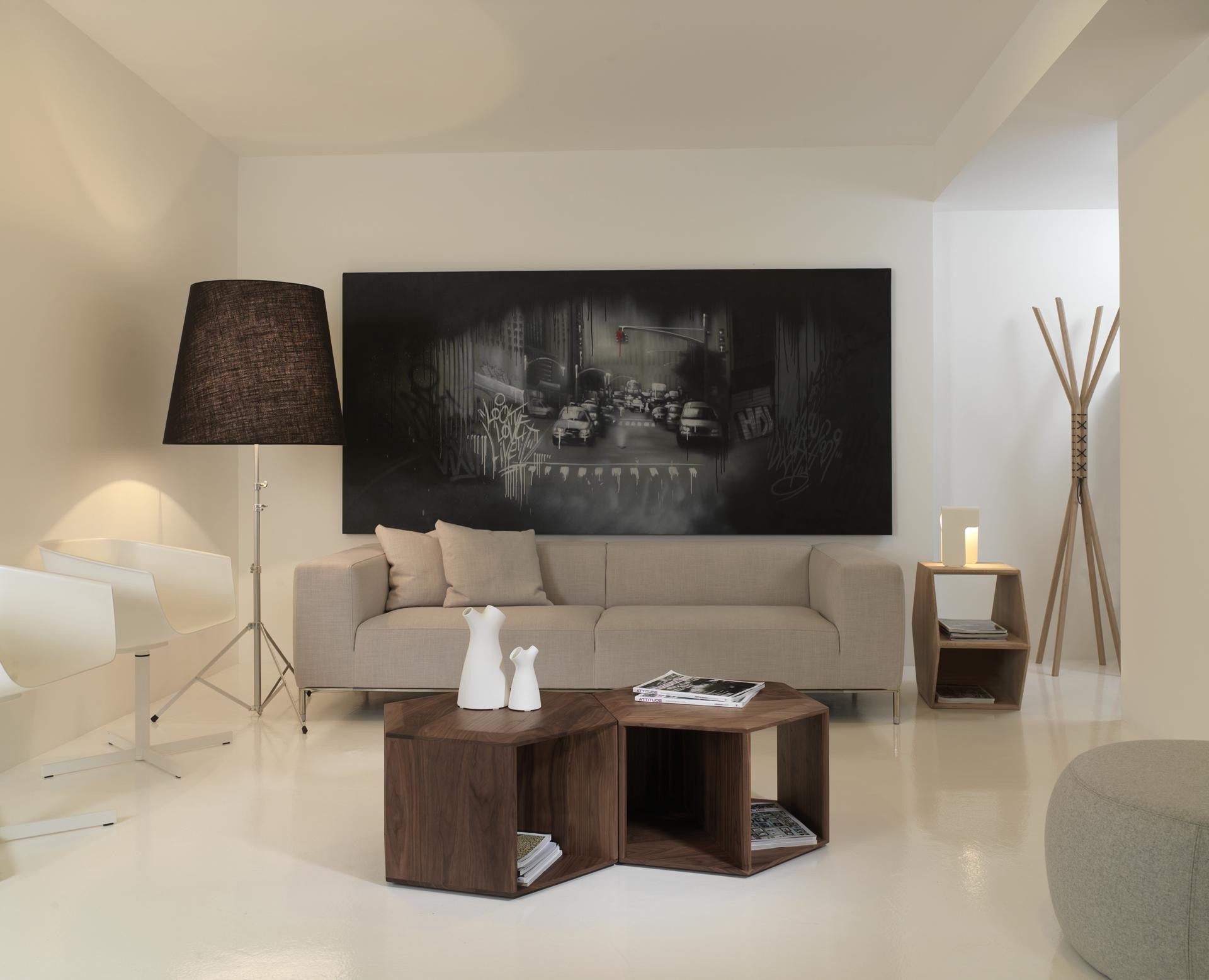 wewood-daniel-vieira-side-table-hexa-walnut wewood-daniel-vieira-side-table-hexa-walnut