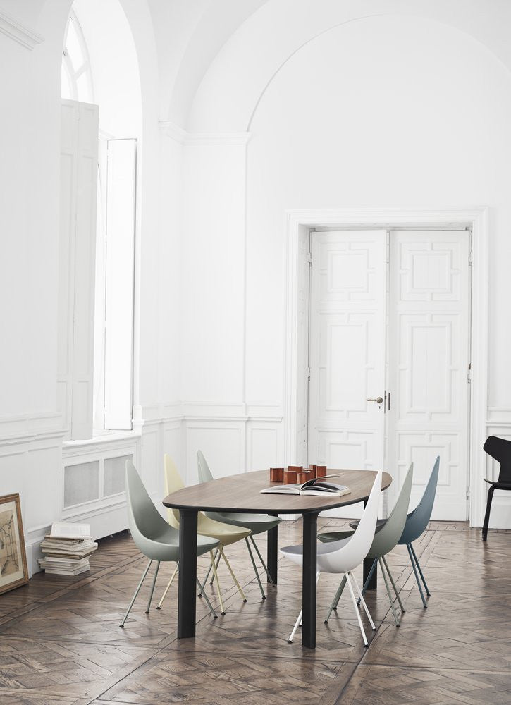 fritz-hansen-jaime-hayon-analog-table-drop-chair