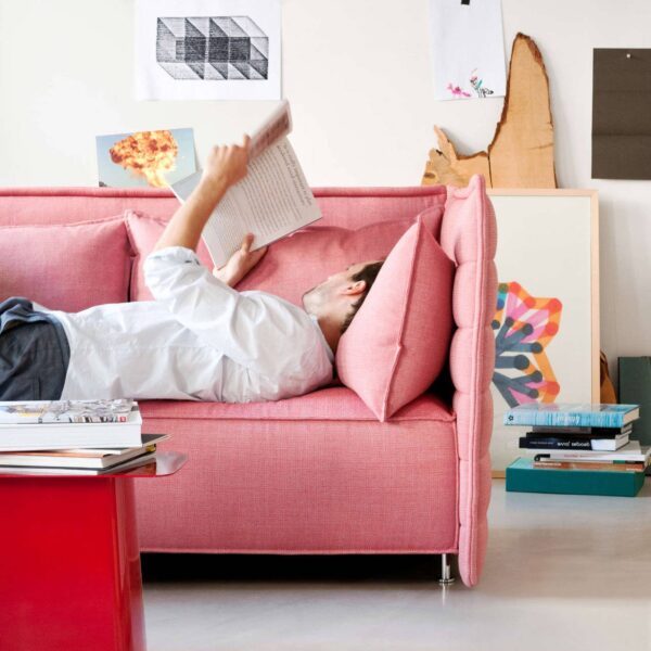 Alcove Plume 2-seat sofa, pink fabric