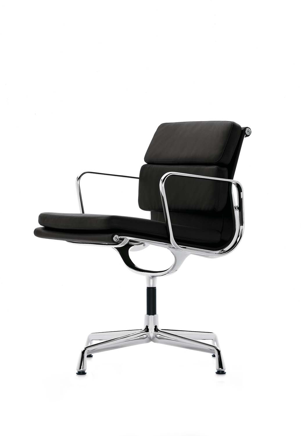 Eames Soft Pad Chair - EA 208