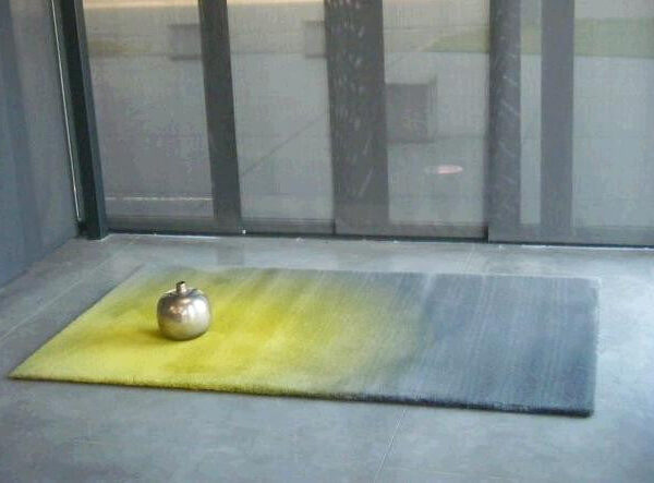 Cameleon Rug - yellow and grey