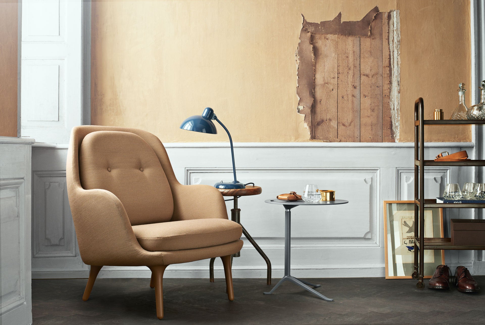 fritz_hansen_jaime_hayon_fri_chair_copper_peach_fabric fritz_hansen_jaime_hayon_fri_chair_copper_peach_fabric
