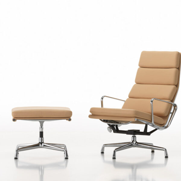 Eames EA 222 and EA 223