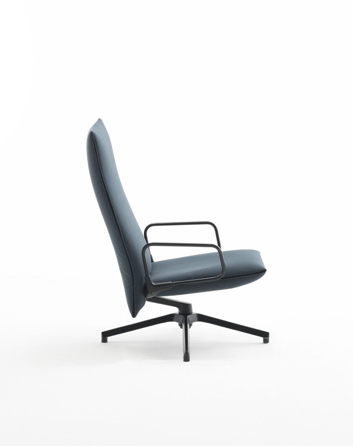 Pilot Chair High Back with Arms