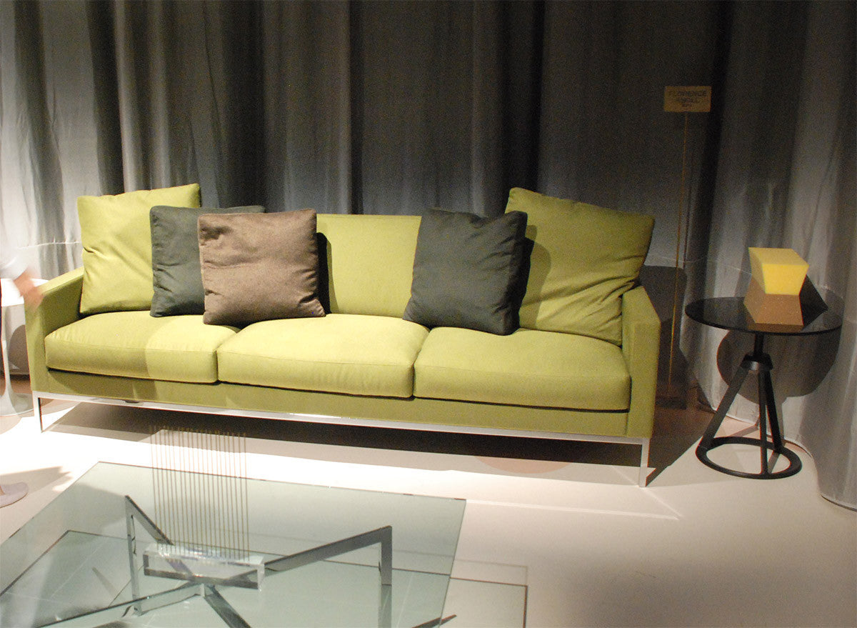 Florence Knoll Relax 3-seat sofa, untufted, polished chrome frame, green fabric Florence Knoll Relax 3-seat sofa, untufted, polished chrome frame, green fabric